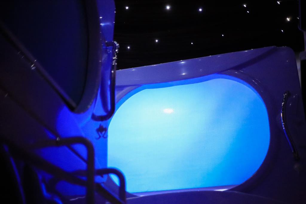 Met A Space Pod @ Boat Quay Singapore Exteriör bild